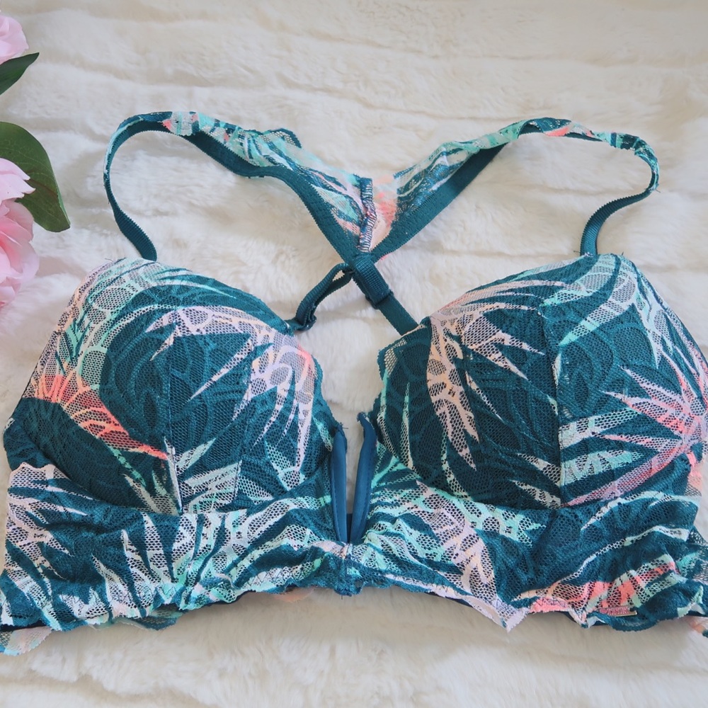 SOLD!!!VS Pink push up bra racer back wire free Size S - Picture 1 of 5